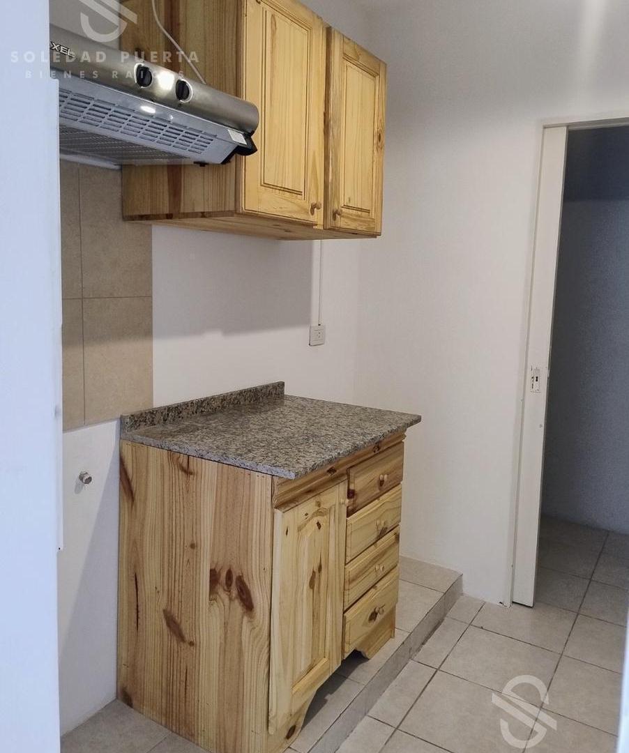 Foto de VENTA COMPLEJO DE 6 DEPARTAMENTOS EN PILAR CENTRO – EXCELENTE INVERSIÓN, imagen 4