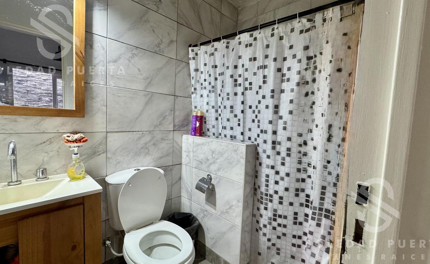 Foto de VENTA COMPLEJO DE 6 DEPARTAMENTOS EN PILAR CENTRO – EXCELENTE INVERSIÓN, imagen 1