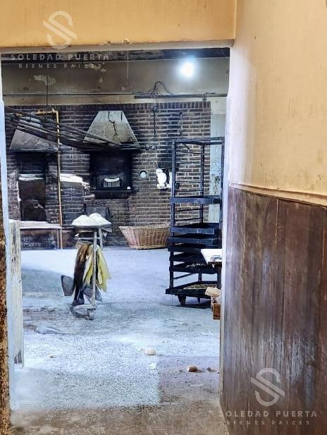 Foto de DEPARTAMENTO 3 AMB. LOCAL CON CUADRA DE PANADERÍA - PILAR, imagen 2