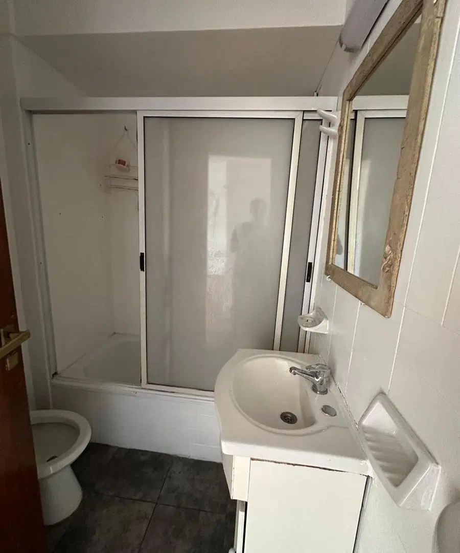 Hermoso departamento 3 ambientes con Cochera 5
