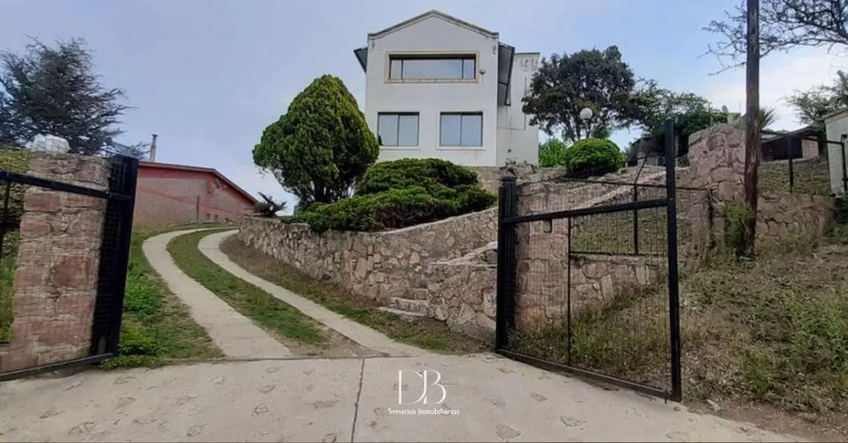 VENTA HERMOSA CASA MAS DEPARTAMETO EN MAYU SUMAJ 2