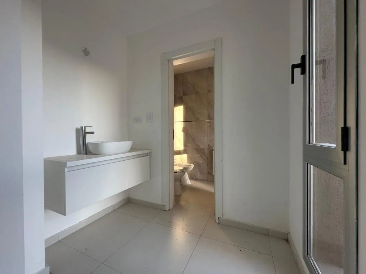 Duplex en venta en Docta Boulevard - 2 dormitorios con patio y cochera 8
