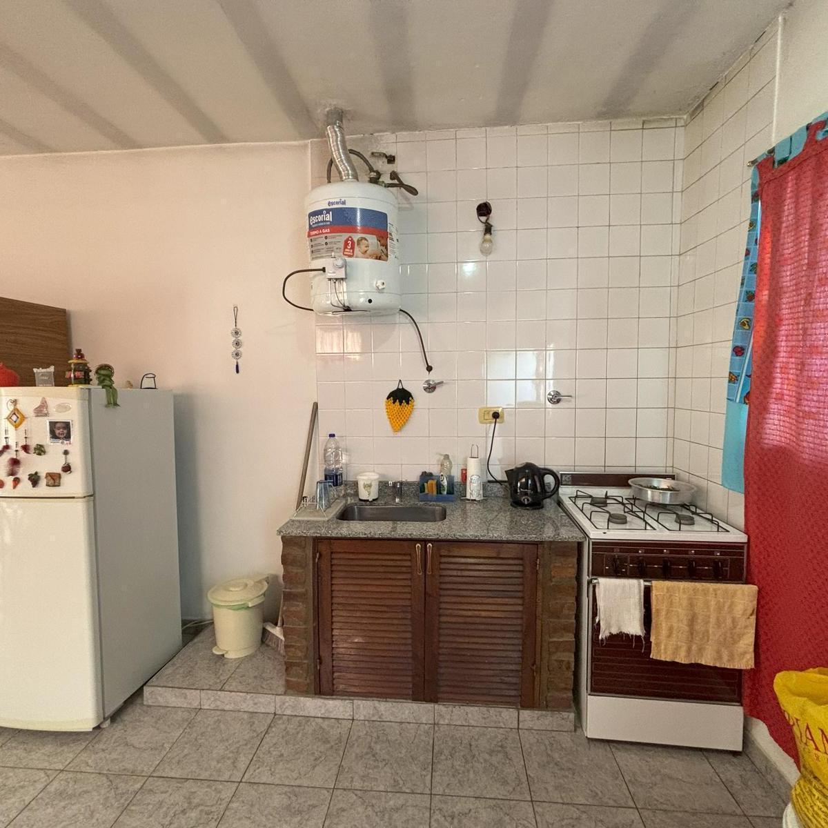 Venta Casa con Departamentos en Bloque y Local, Caseros 3