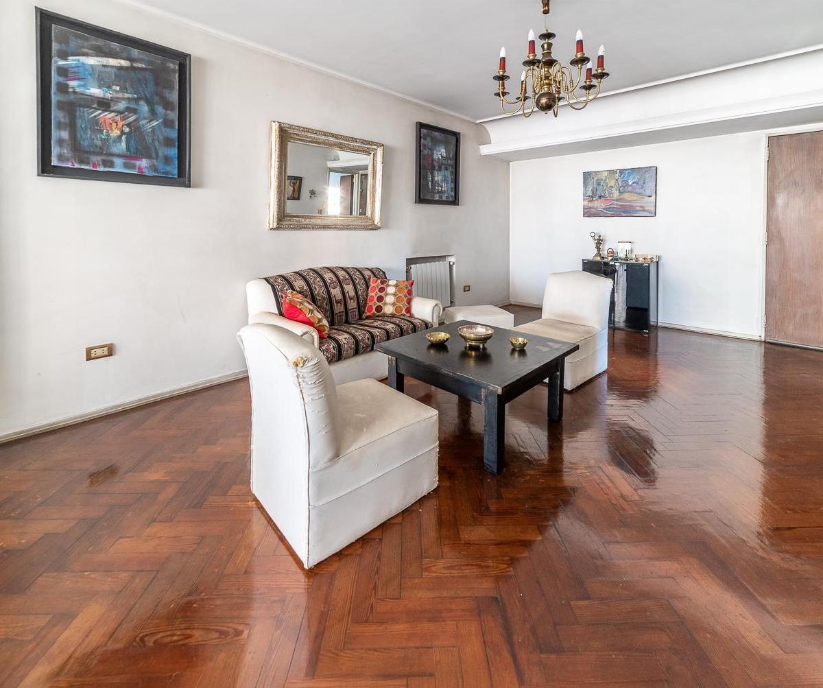 Venta 5 Ambientes con Dependencia, Balcón, Baulera y Cochera 3