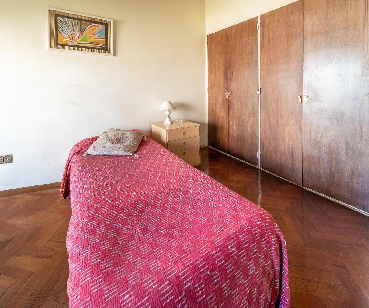 Venta 5 Ambientes con Dependencia, Balcón, Baulera y Cochera 2