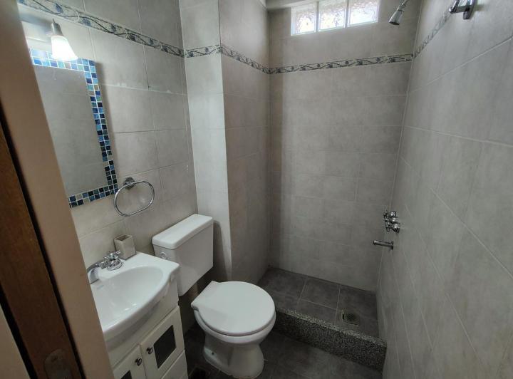 Alquiler departamento 3 ambientes/Impecable/Ubicación/Parque Centenario 3