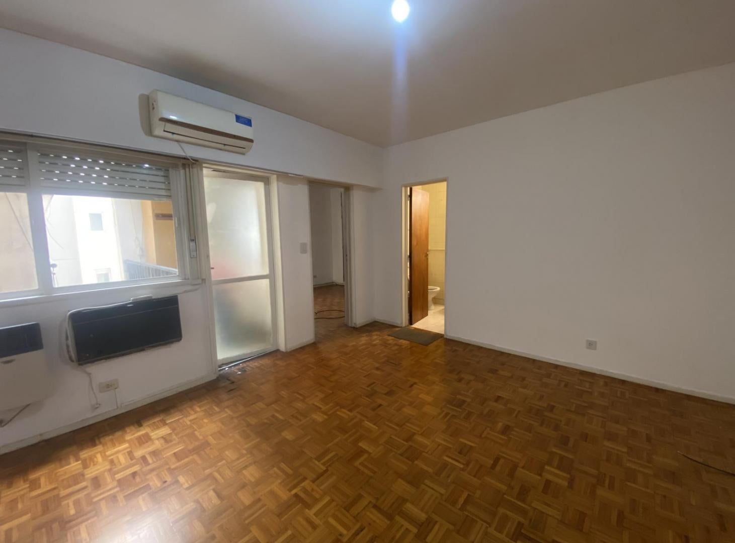 VENTA DEPARTAMENTO DOS AMBIENTES EN RECOLETA