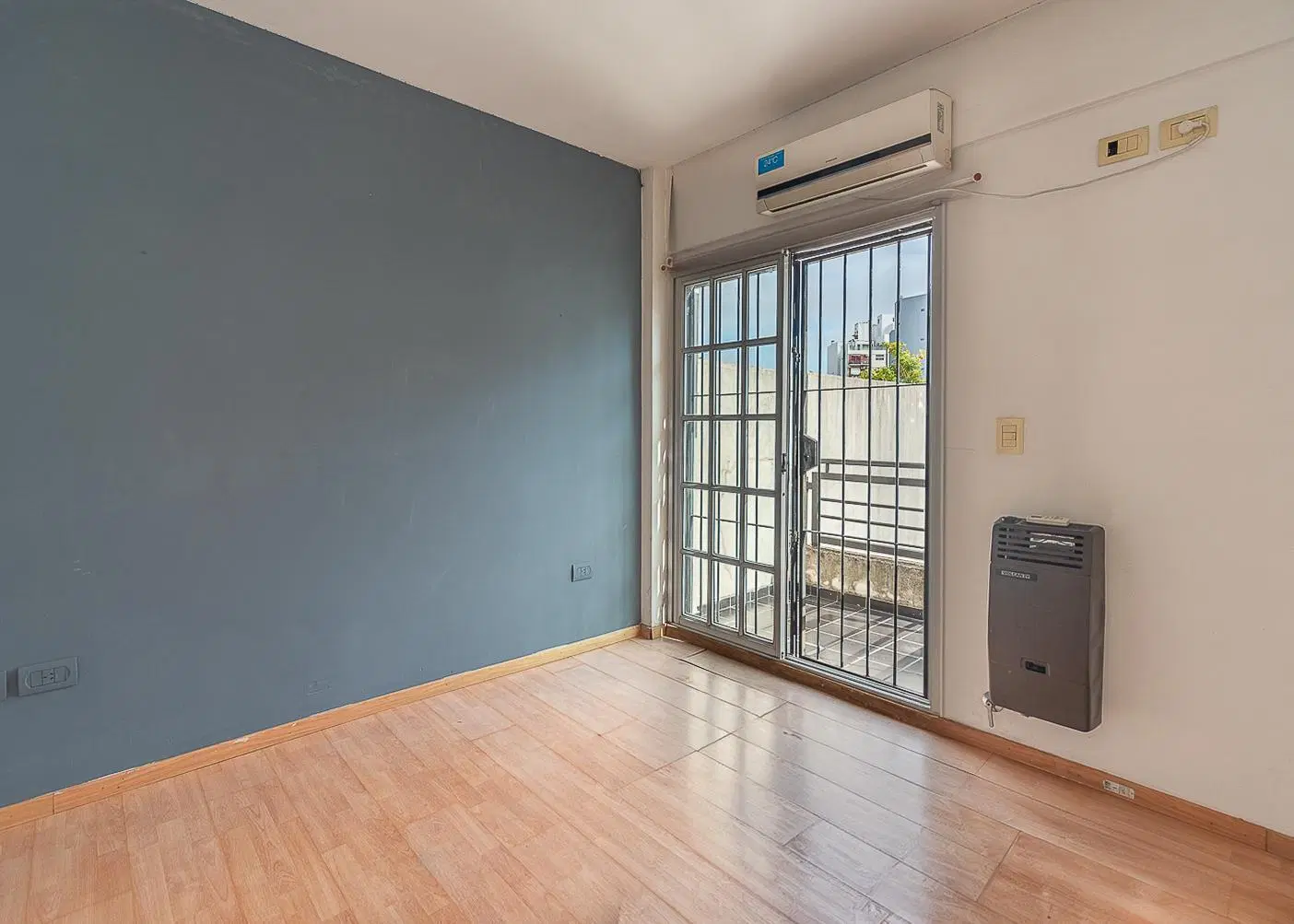 Venta Departamento 3 ambientes con balcón - dúplex en Parque Patricios 4