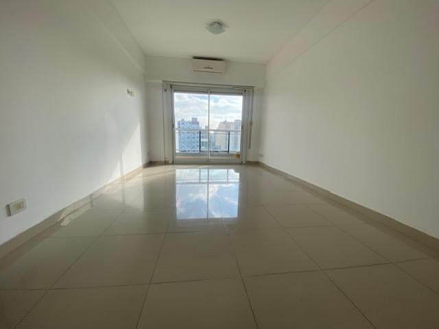 Alquiler residencial departamento dos ambientes en Boedo con balcon