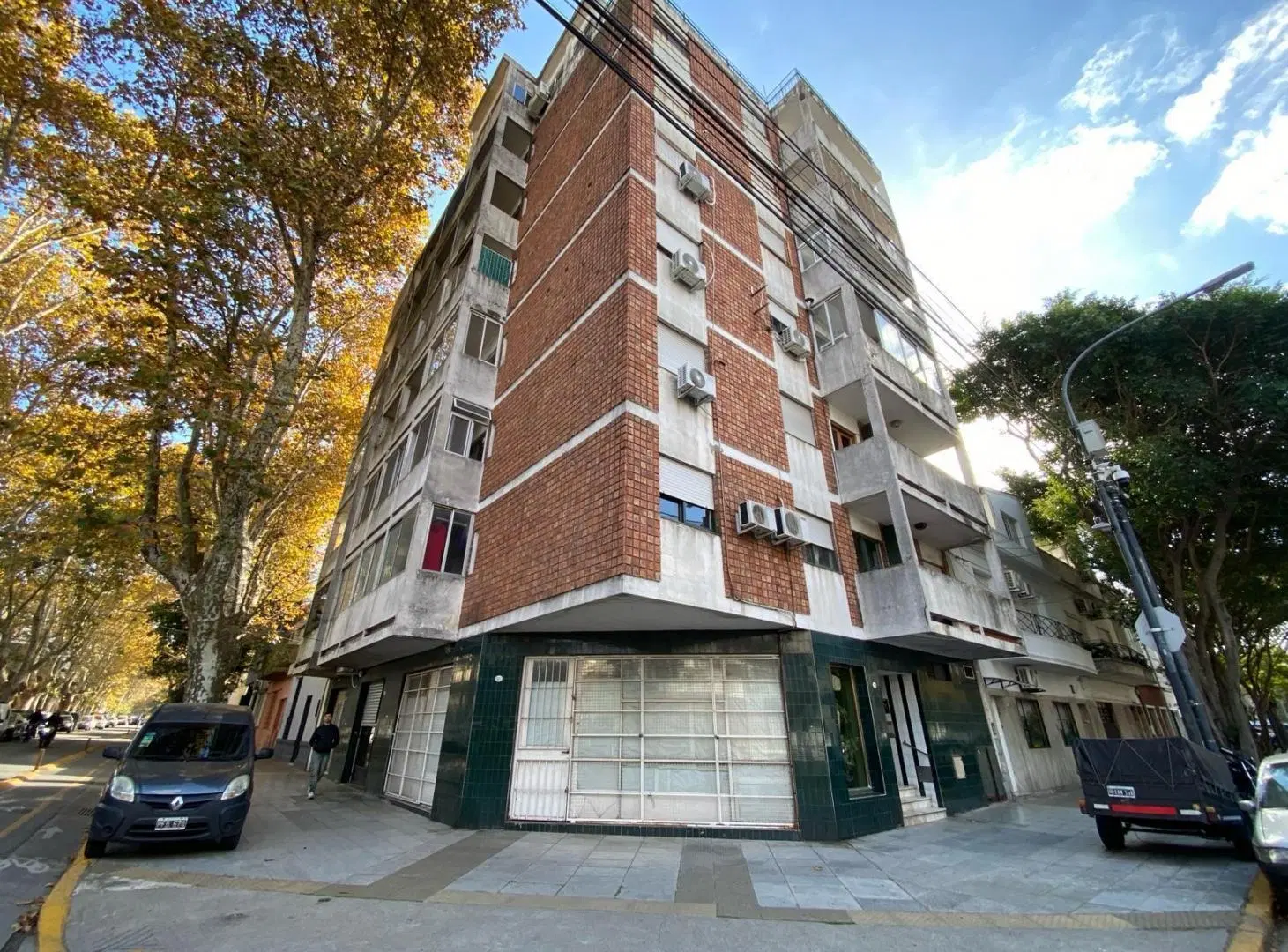 VENTA LOCAL COMERCIAL EN PATAERNAL 3