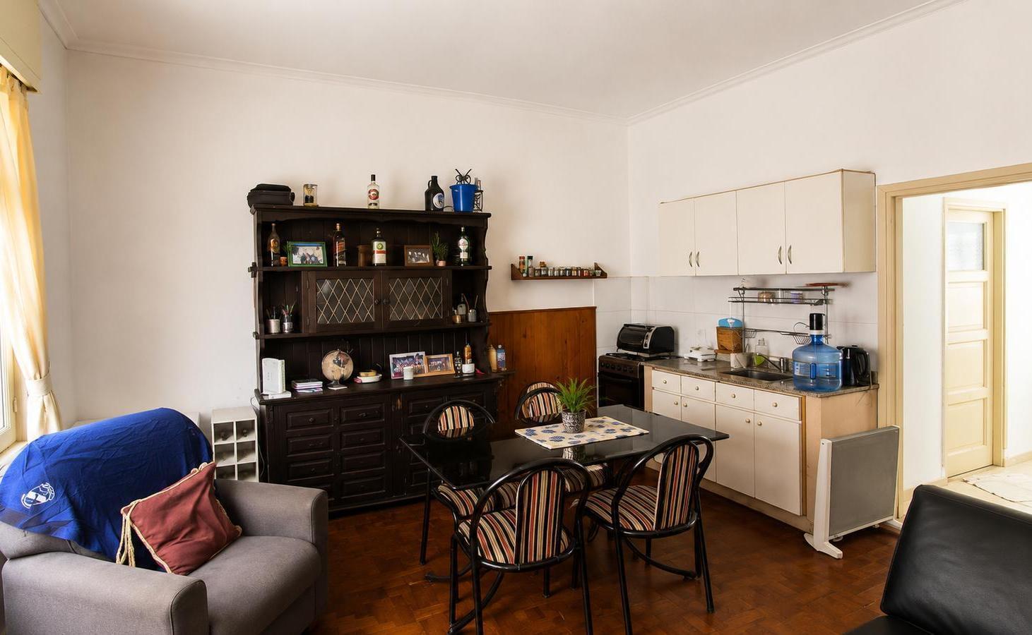 Foto de Venta PH 4 ambientes/2 baños completos/Terraza/Patio/Luminoso, imagen 2