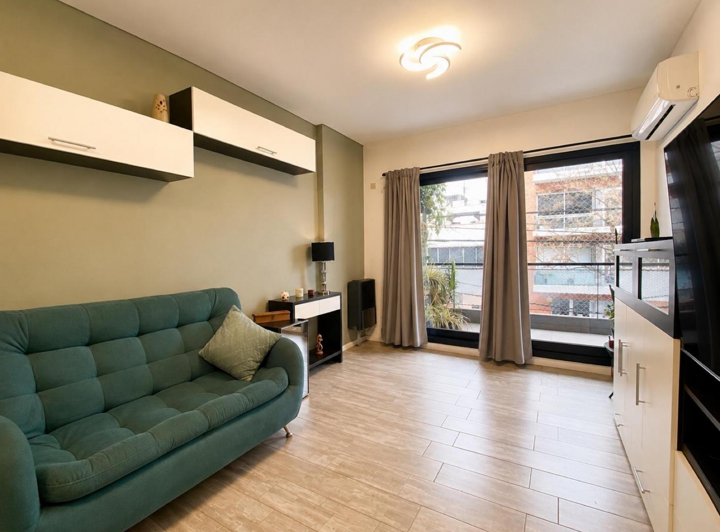 Foto de VENTA DEPARTAMENTO 3 AMBIENTES EN CABALLITO CON COCHERA Y BAULERA, imagen 2