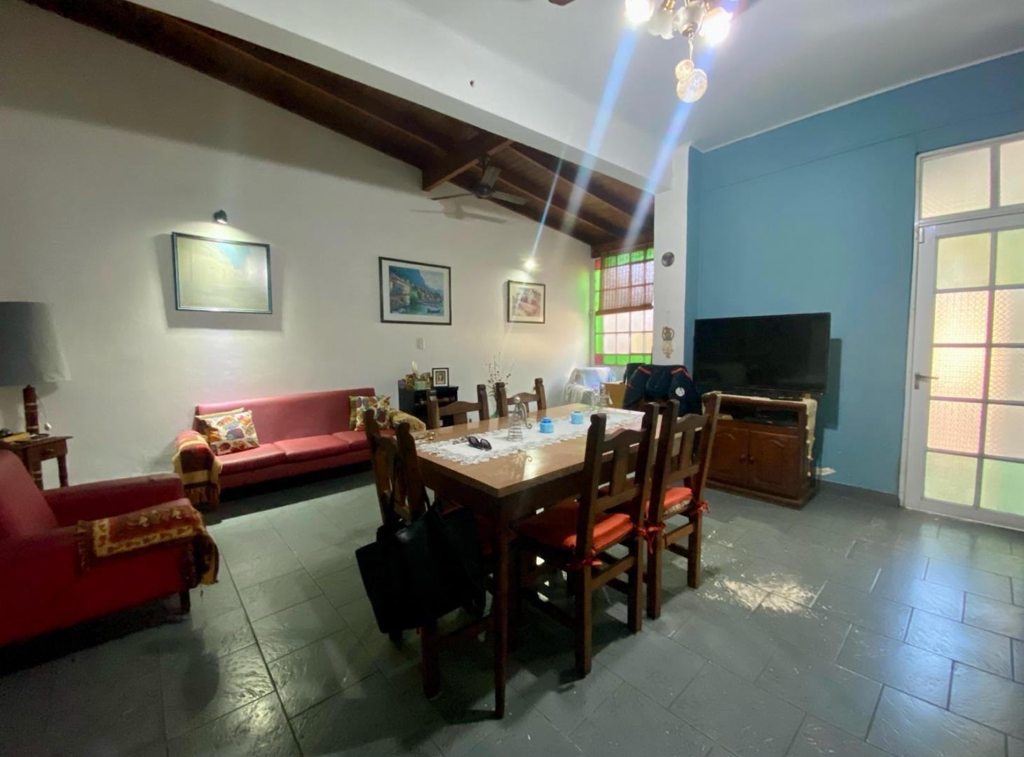 Foto de VENTA CASA 5 AMBIENTES EN POMPEYA JARDIN Y COCHERA, imagen 5