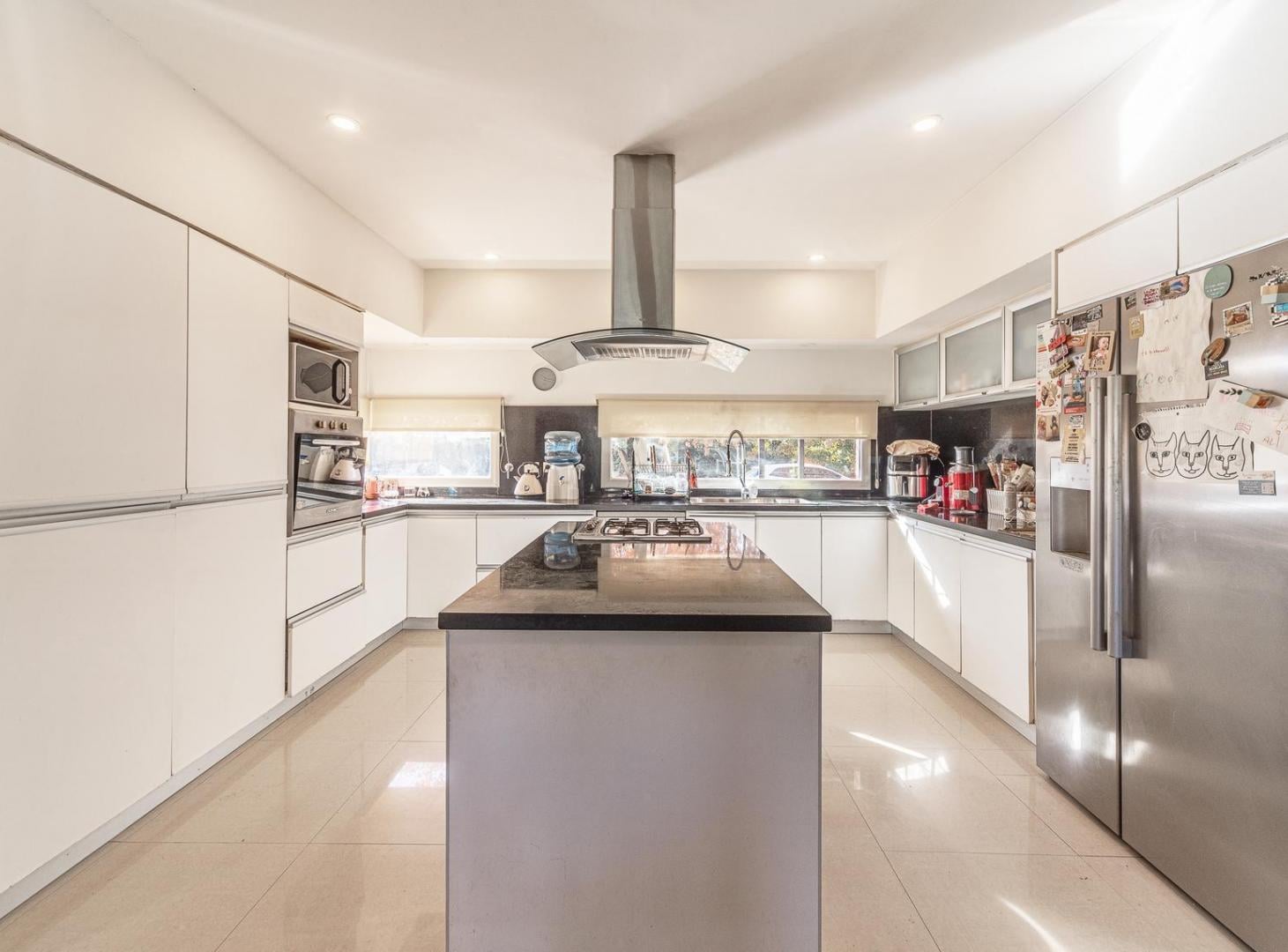 Foto de VENTA CASA 4 AMBIENTES EN HARAS SANTA MARIA LAS LOMAS, imagen 4