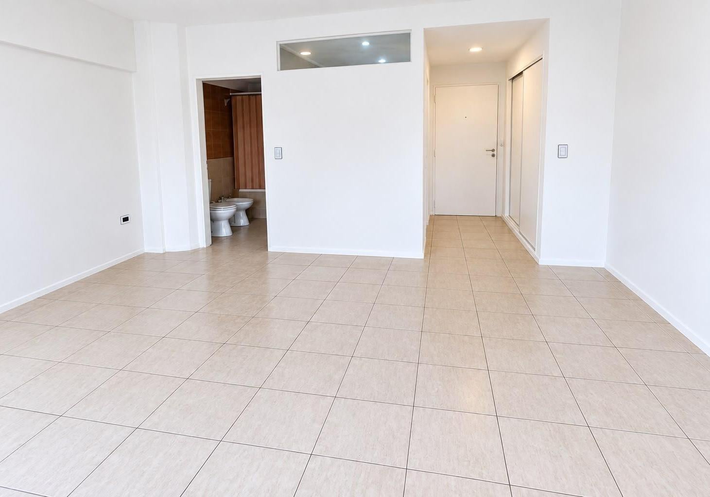 Foto de Alquiler Departamento monoambiente con balcon en Caballito, imagen 3