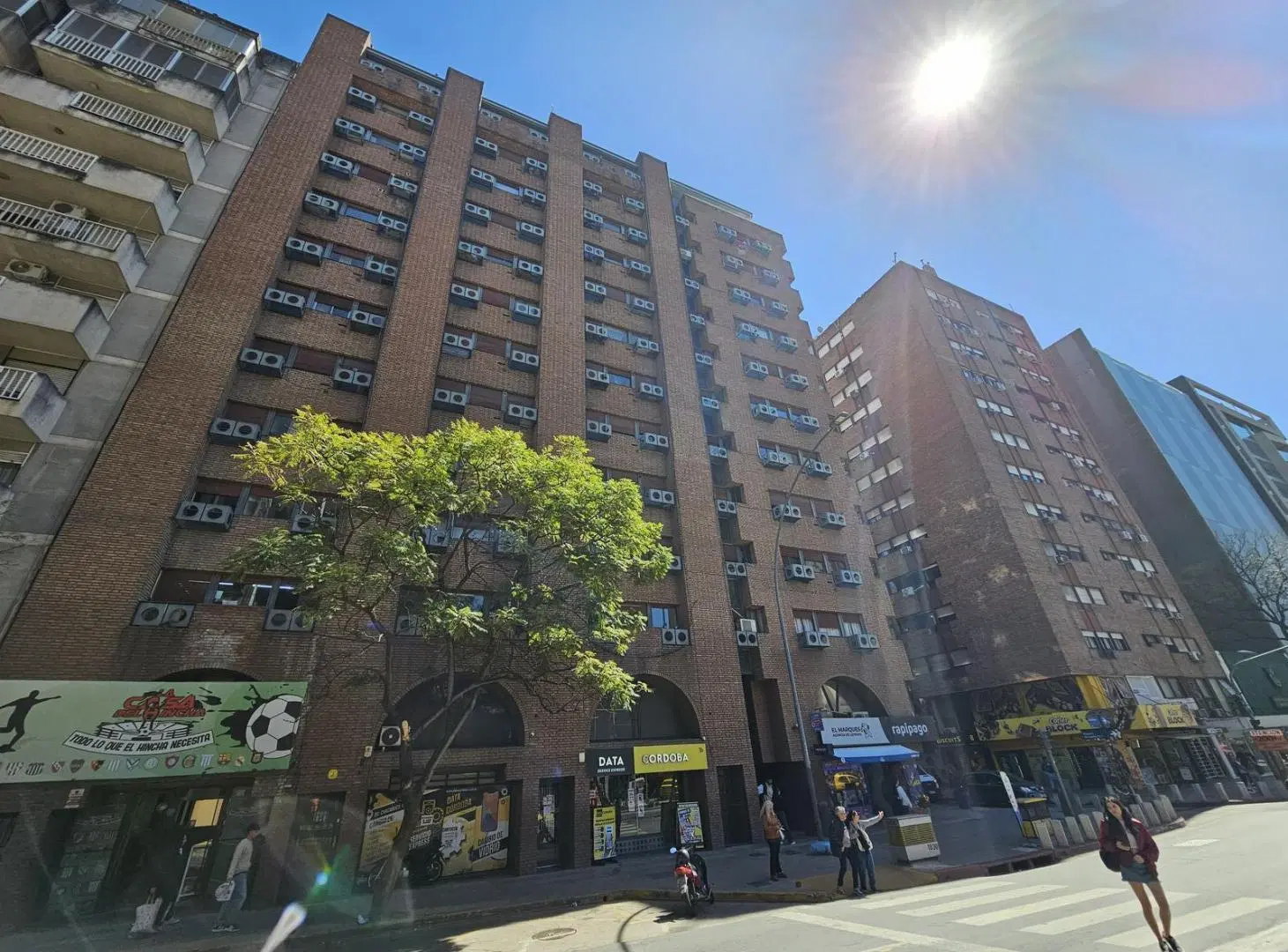 Departamento 1 Dormitorio AMOBLADO a Metros de NUEVA CORDOBA. Chacabuco 8. Piso Alto . 5