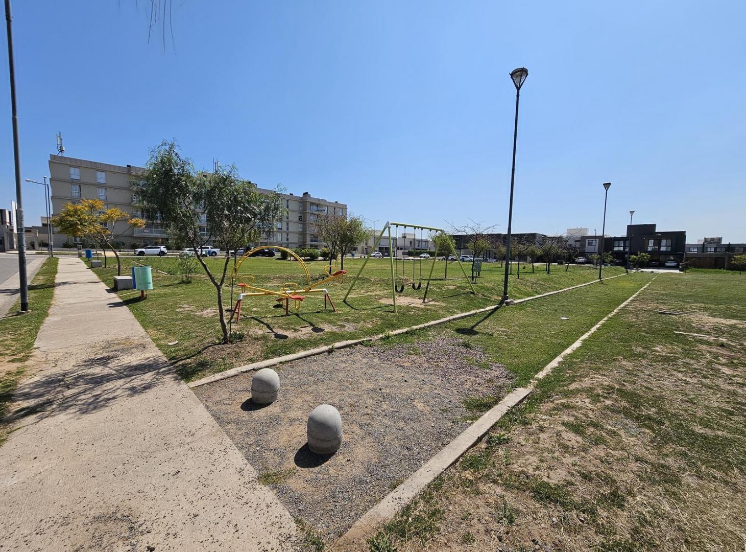Foto de LOTE | DOCTA BOULEVARD | FONDO NORTE | 360 M² | APTO DÚPLEX | OBRAS, imagen 5