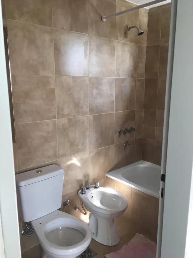 Venta de Monoambiente - con Balcón 2