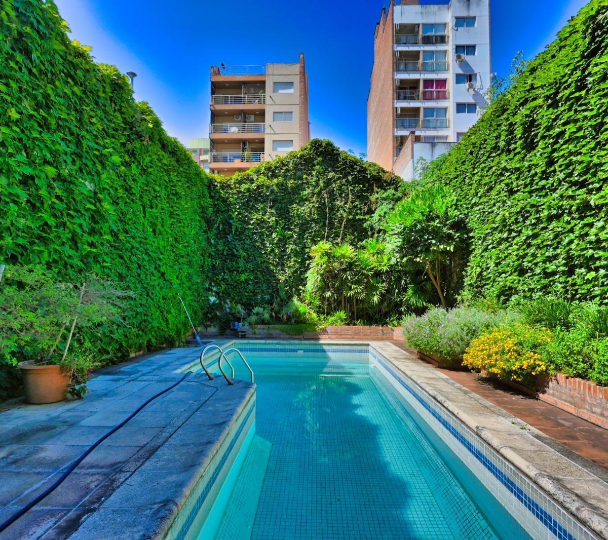 Casa en Venta de 4 Dorm. 3