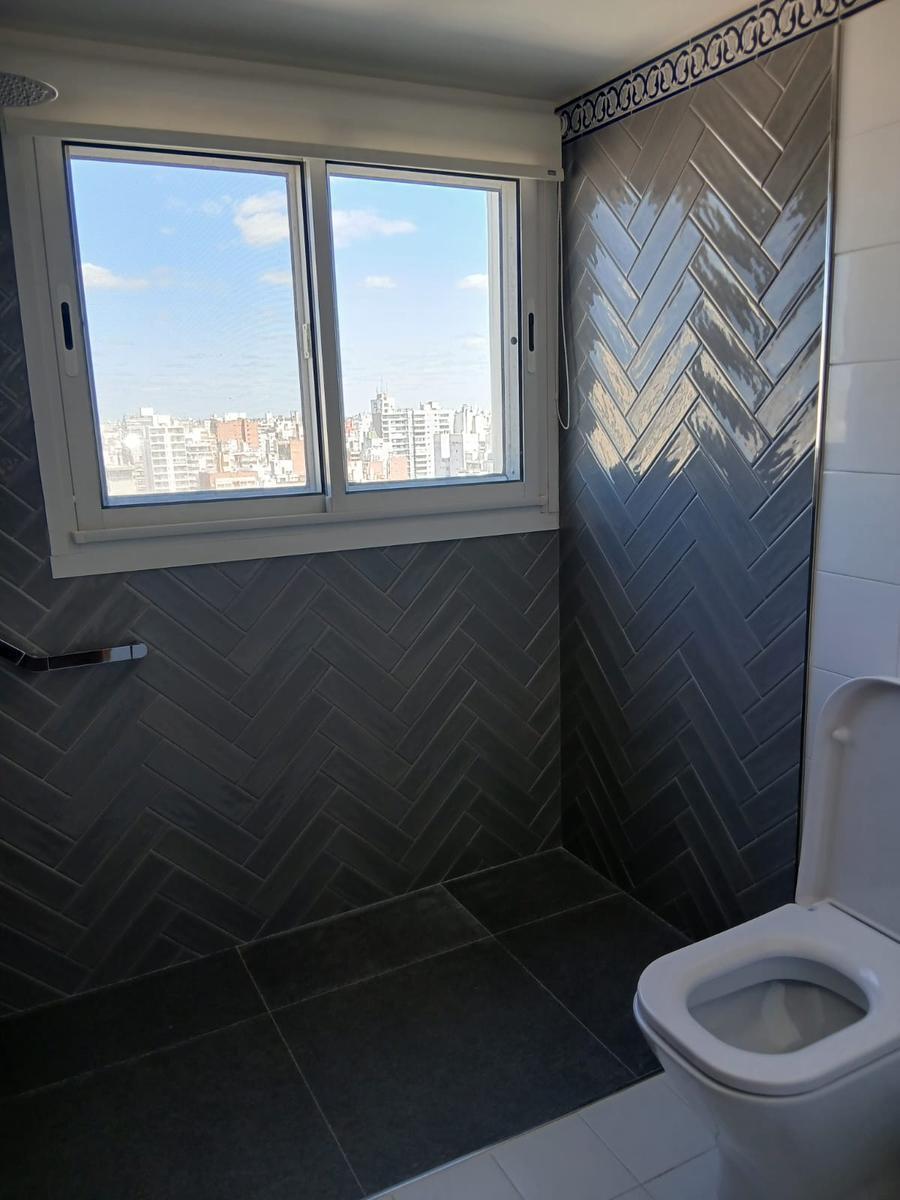 Venta de Departamento con Vista Franca Al Rio 3
