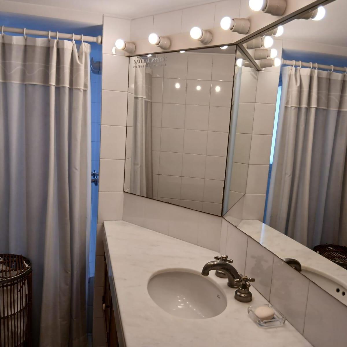 Venta de Departamento con Vista Franca Al Rio 5