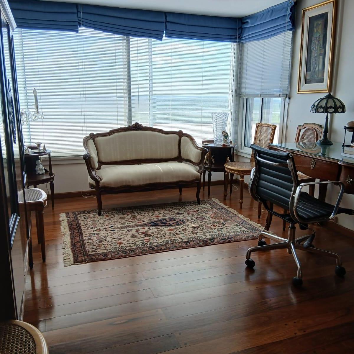 Venta de Departamento con Vista Franca Al Rio 2