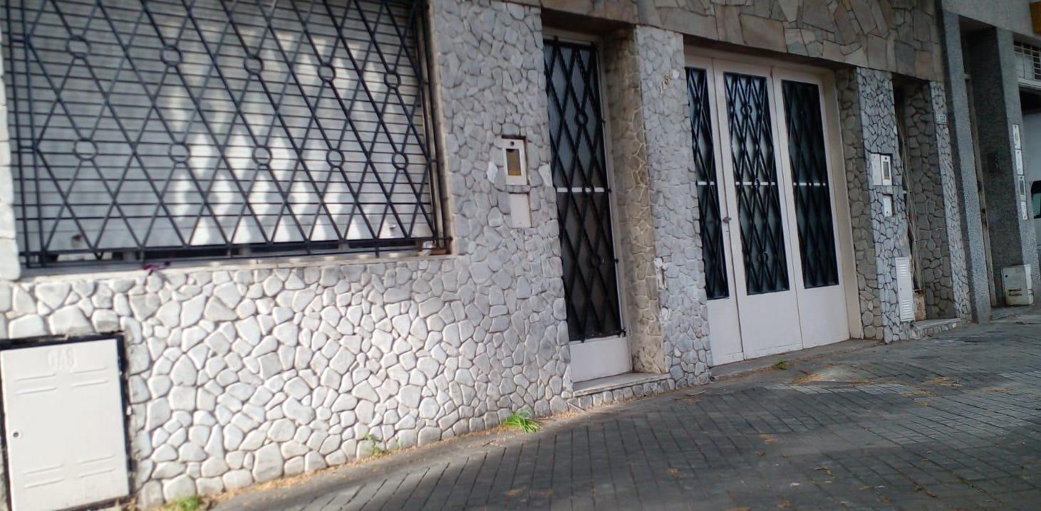 VENTA CASA 3 DORMITORIOS CON COCHERA, GENERAL JOSÉ DE SAN MARTÍN, ROSARIO