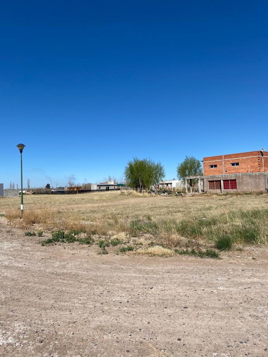 Terreno en General Fernandez Oro 2