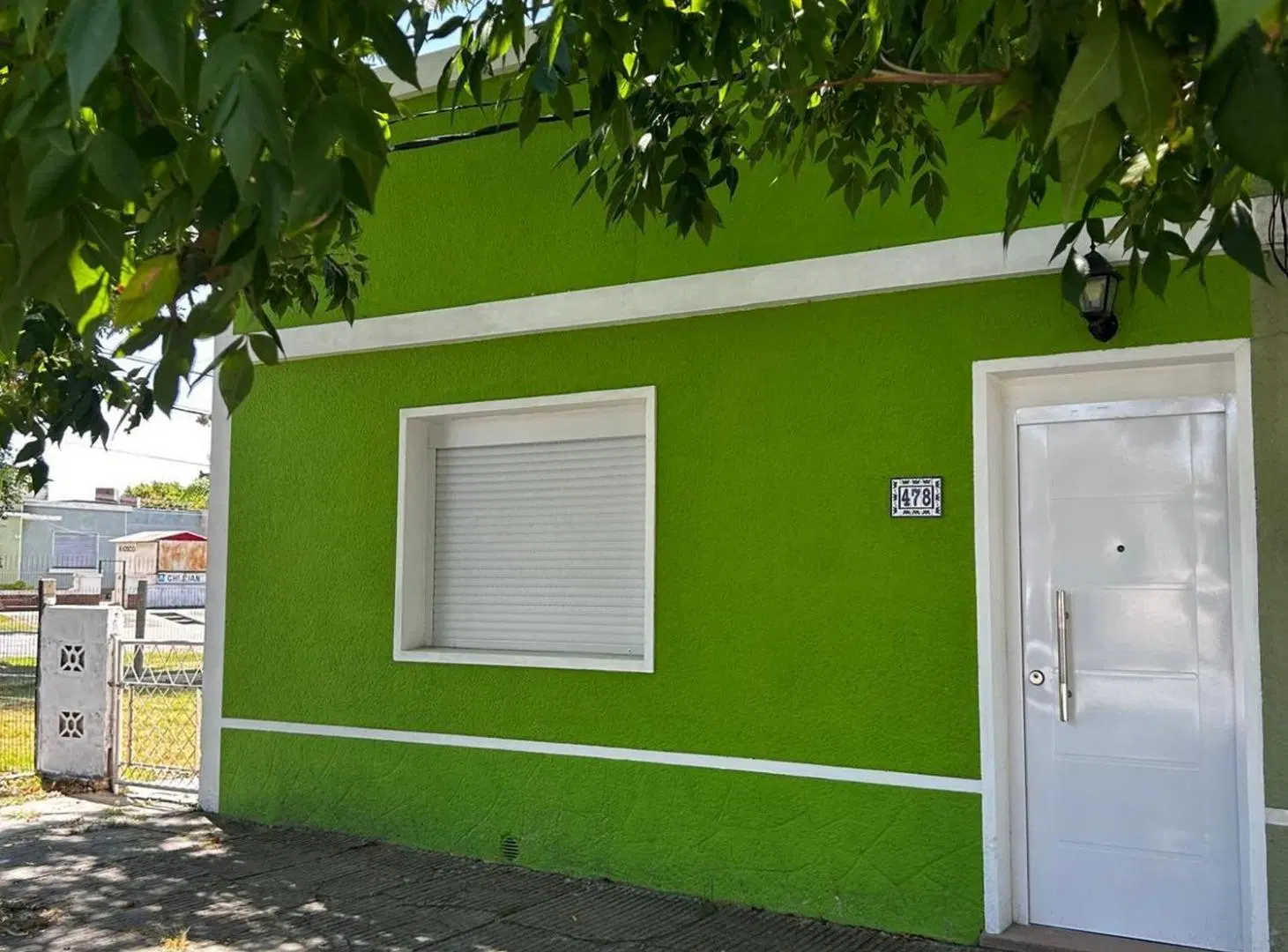 Casa 2 dorm. en ALQUILER Colonia 50m del Shopping 5