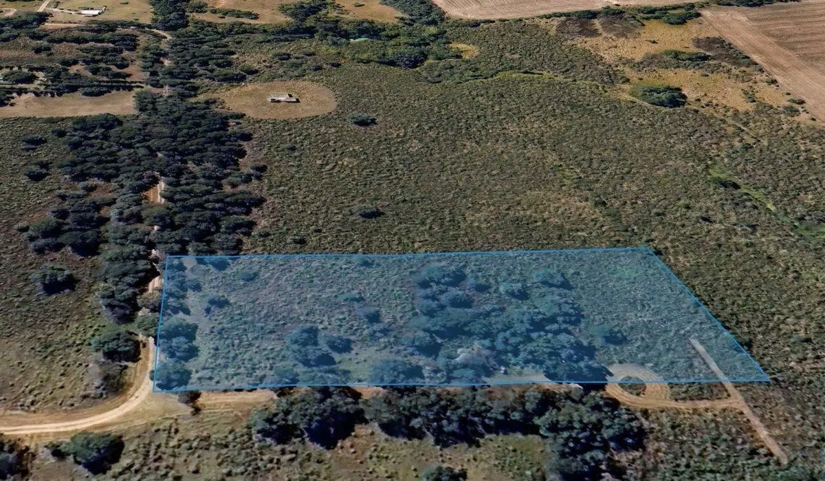 Terreno de Una Hectárea en El Ensueño - Los Aromos 3
