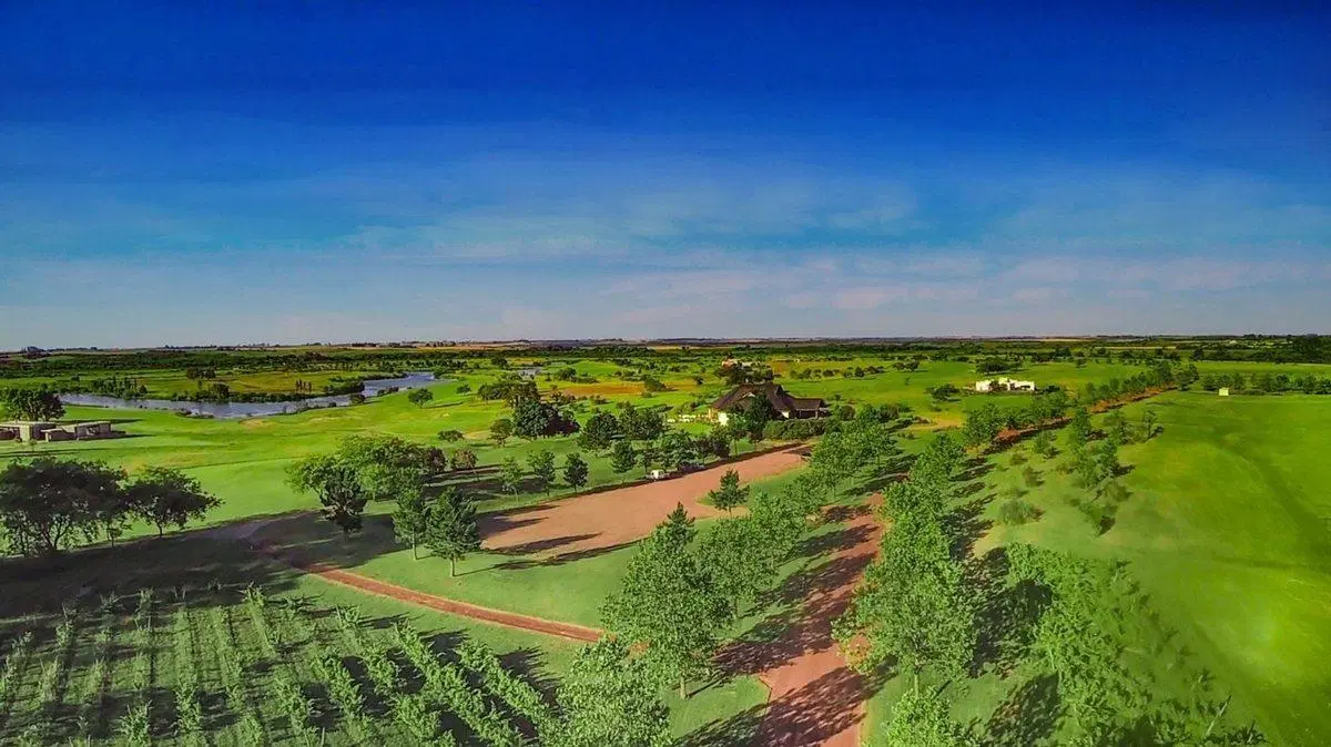 Lote Premium en Venta en El Carmelo Golf - 3.800m2 5