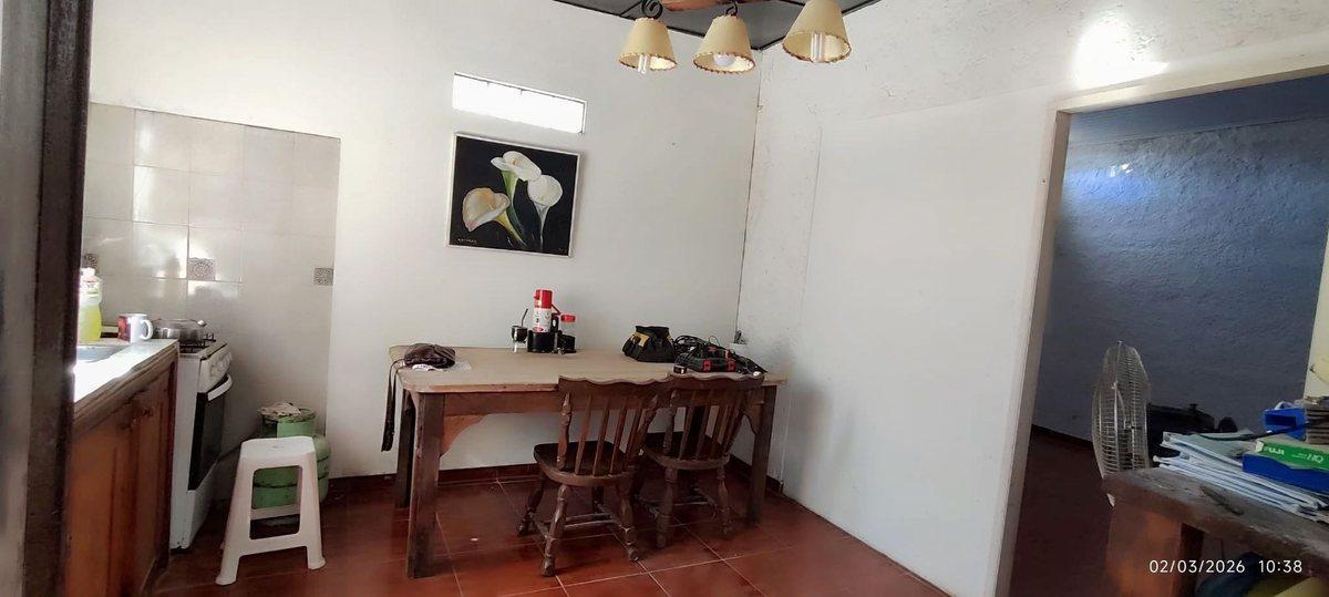 Foto de CASA CON LOCAL EN VENTA CENTRO DE FRAY BENTOS, imagen 4