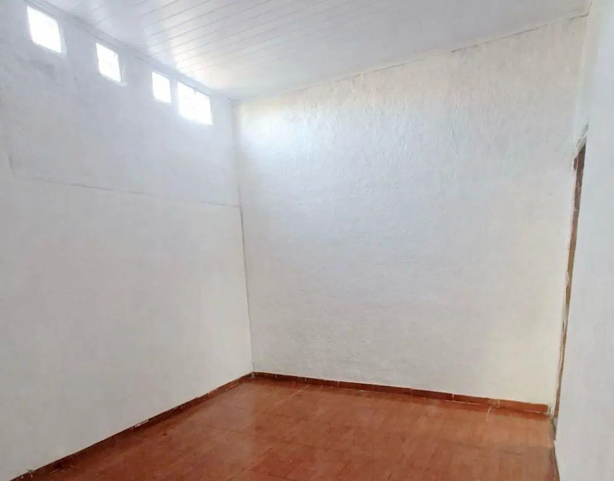 CASA CON LOCAL EN VENTA CENTRO DE FRAY BENTOS 5