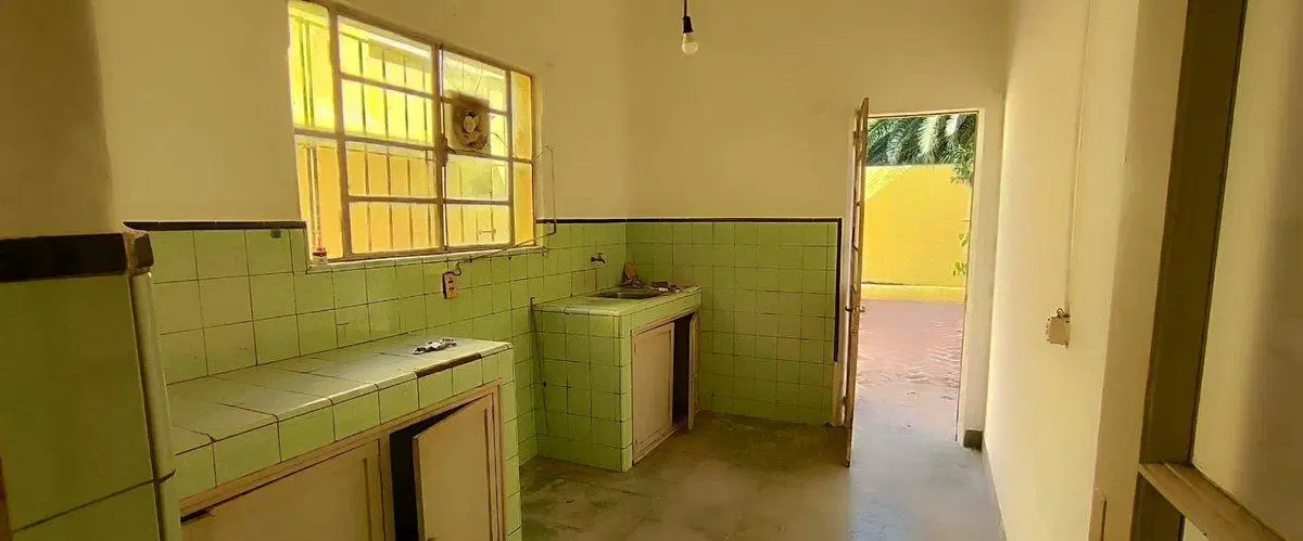 VENTA CASA CENTRO 3 DORMITORIOS CON GARAGE Y FONDO 5