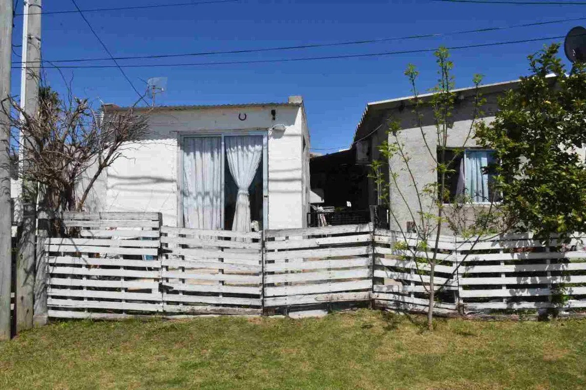 Tres Casas Generando Renta en Venta en El General 2