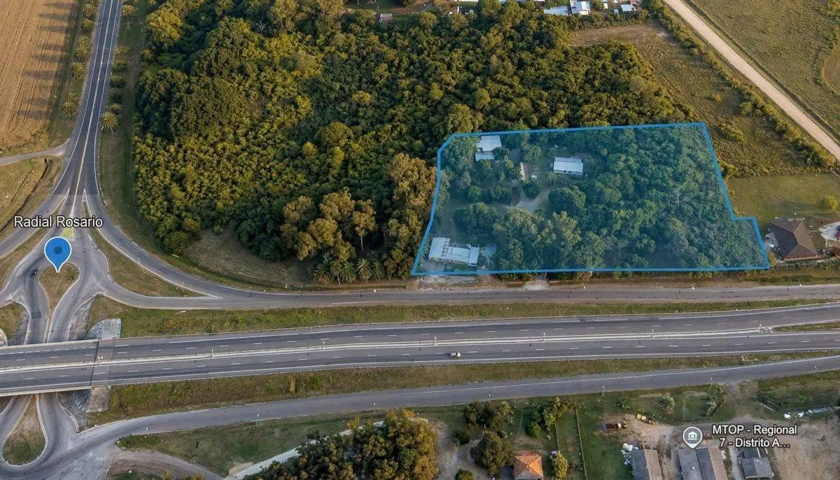 Gran Lote de 9474m² En Venta en Radial Rosario 3