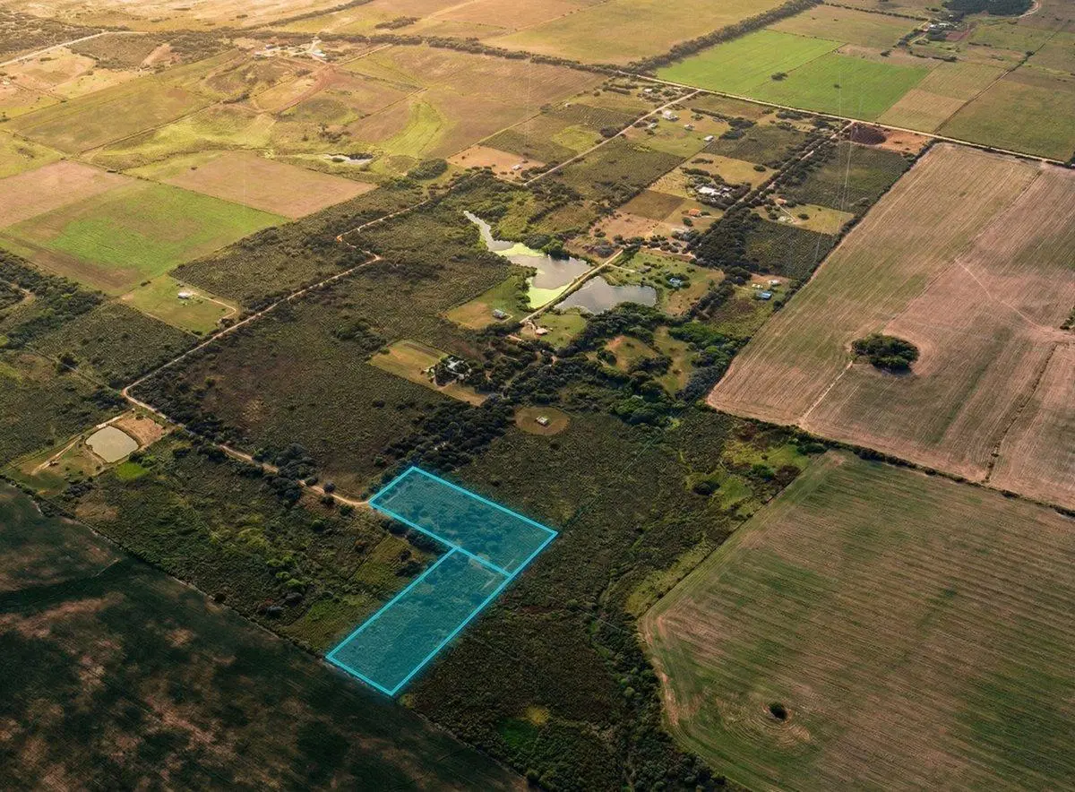 Terreno de Una Hectárea en El Ensueño - Los Aromos 2