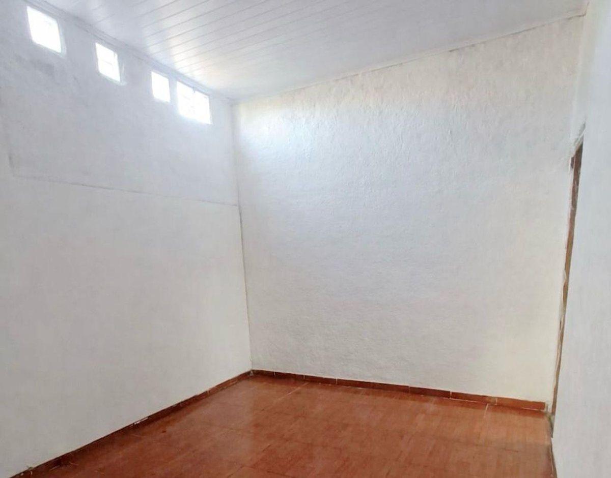 Foto de CASA CON LOCAL EN VENTA CENTRO DE FRAY BENTOS, imagen 3