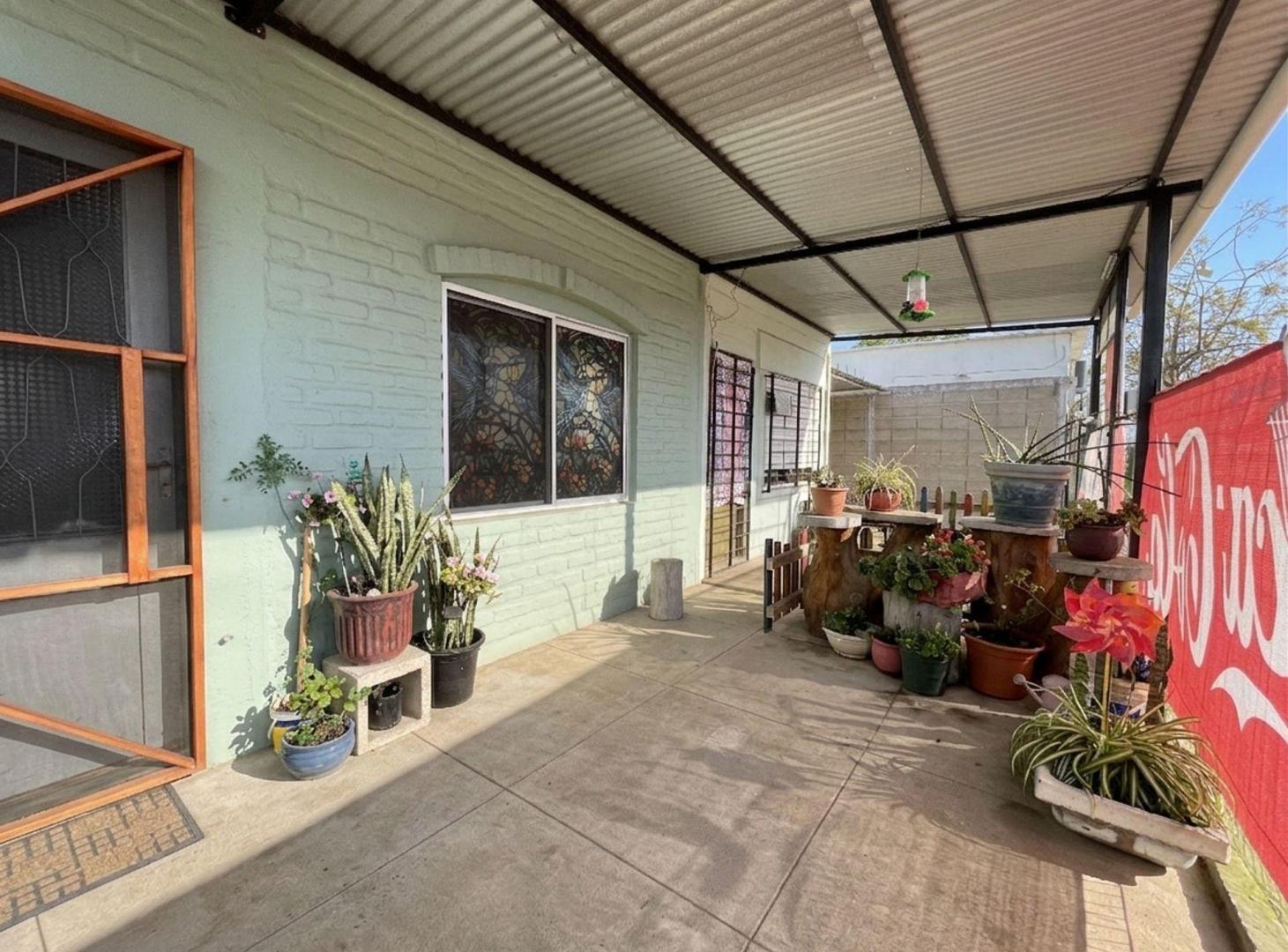 Foto de Casa con Local en Venta en Juan Lacaze, imagen 1