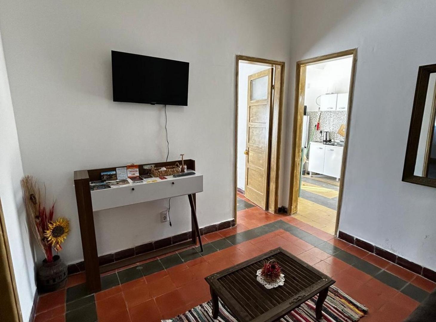 Foto de Casa 2 dorm. en ALQUILER Colonia 50m del Shopping, imagen 3