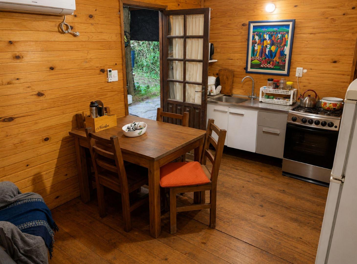 Foto de VENTA CASAS 2 DORM. CABAÑAS EN COLONIA SANTA ANA, imagen 4