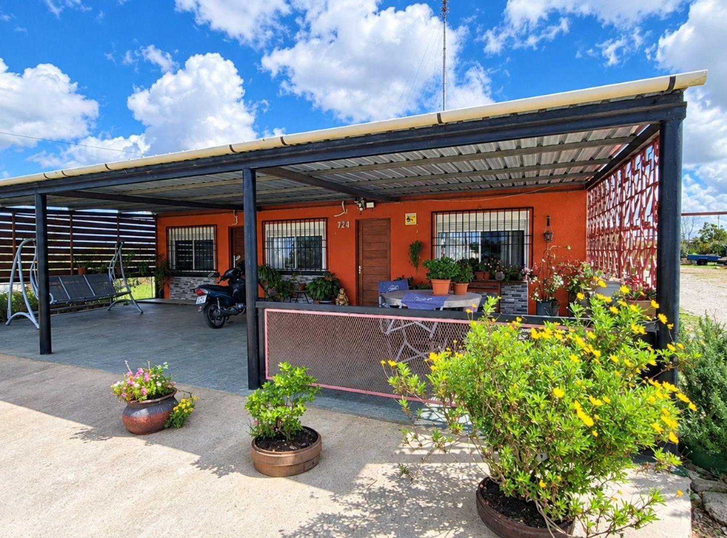 Foto de CASA EN VENTA EN COLONIA EN EL REAL CON GALPÓN, imagen 1