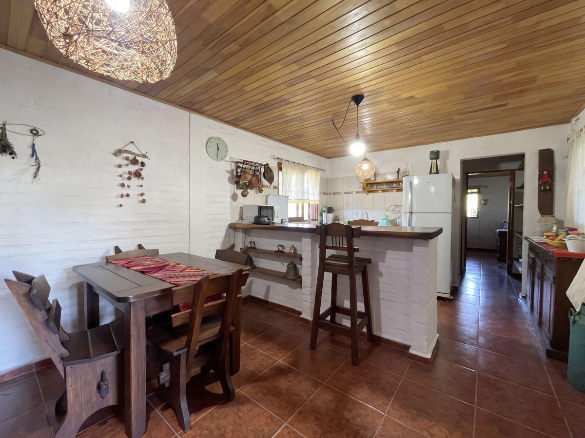 Foto de Casa con Amplio Terreno en Venta en Colonia, imagen 4