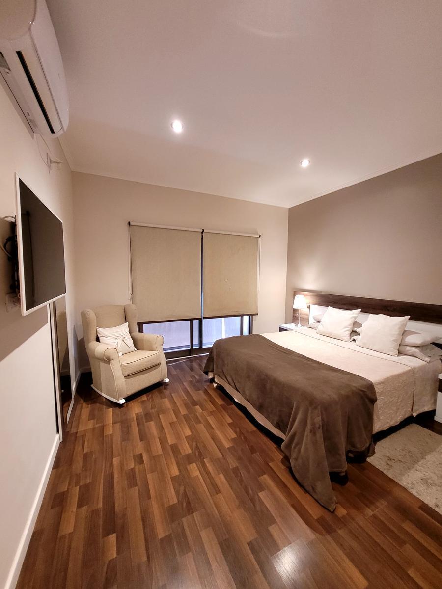 Ideal Casa en Barrio Privado 1
