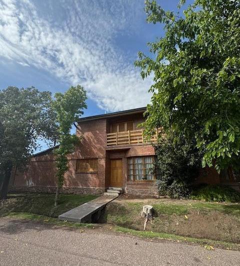 Gran Casa excelente y tranquila ubicación 4