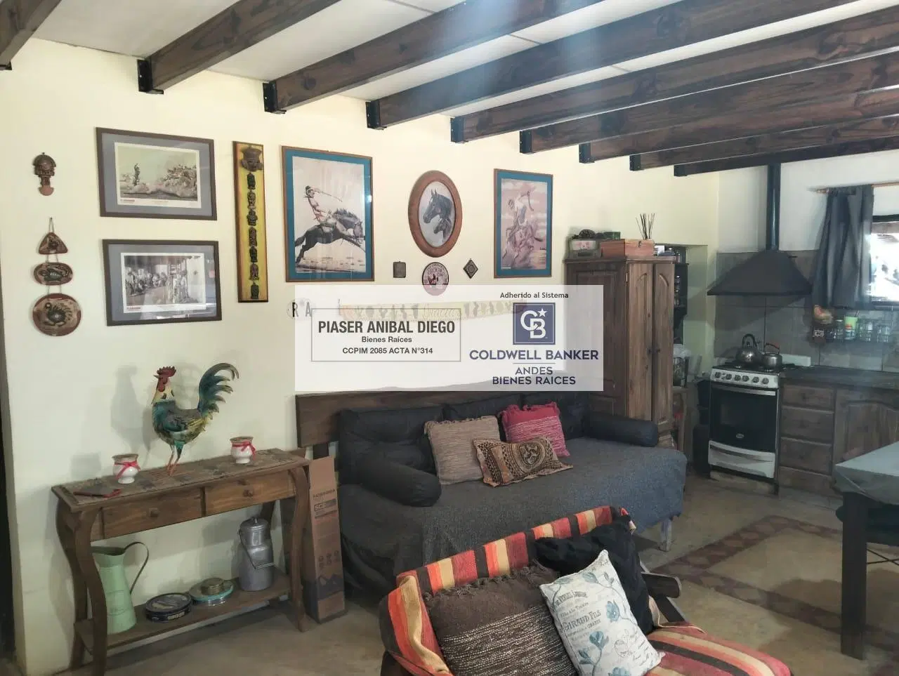 CASA CON TERRENO DE 2000 MTS 3