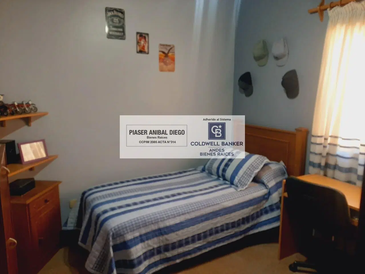 casa 3 dormitorios en esquina frente a una plaza zona muy tranquila 3