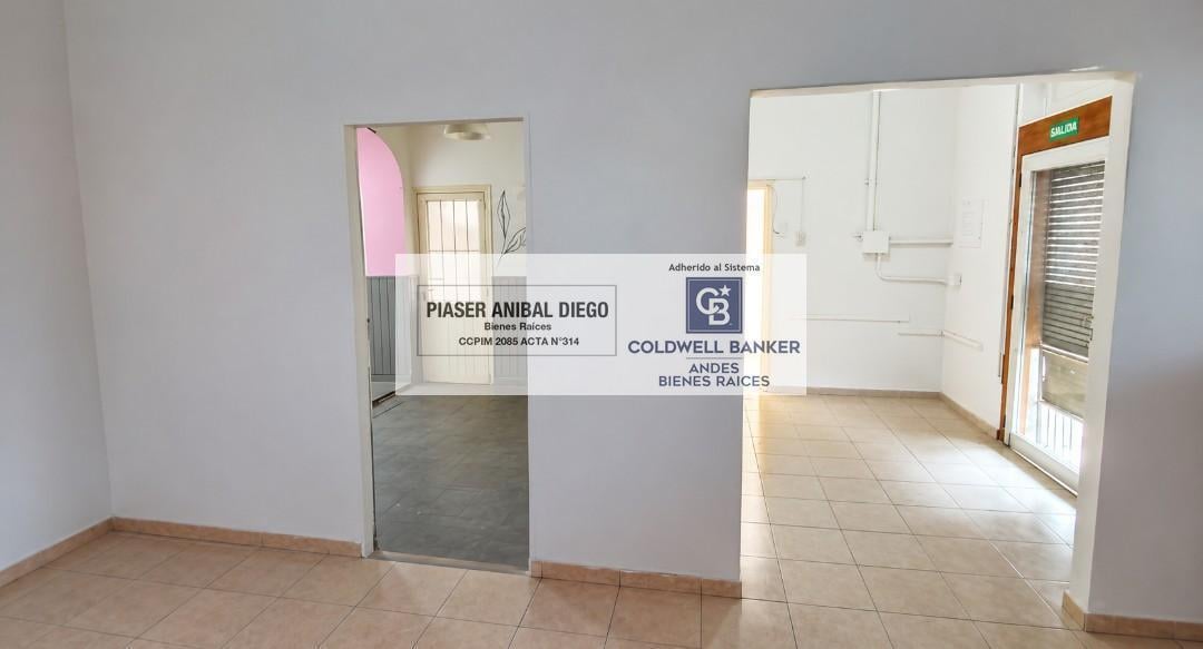 Foto de Casa y consultorios múltiples, imagen 3