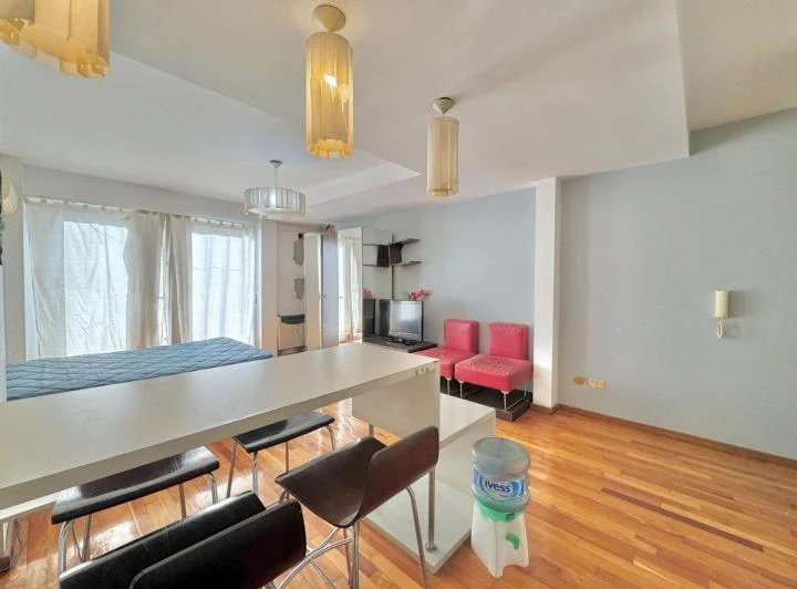 DEPTO 1AMB EN VENTA EN VILLA CRESPO PILETA PARRILL 4