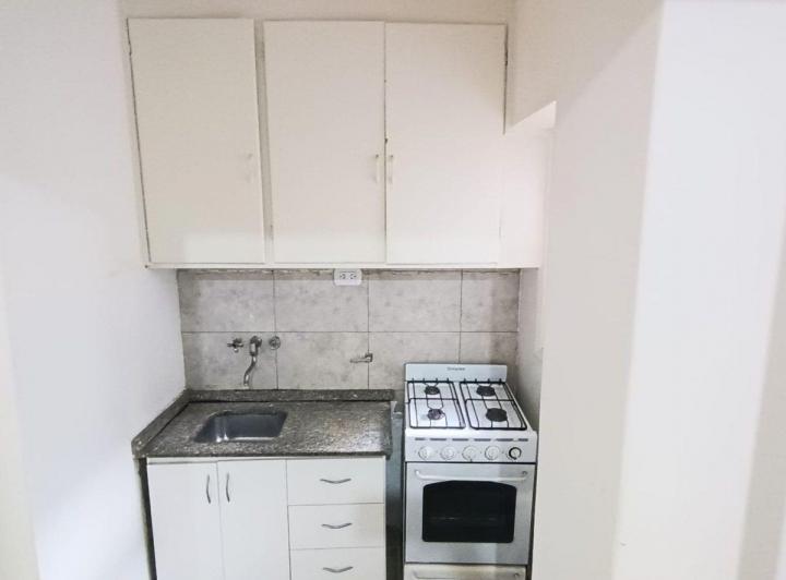 ALQUILER DEPARTAMENTO 2 AMBIENTES FLORES 3